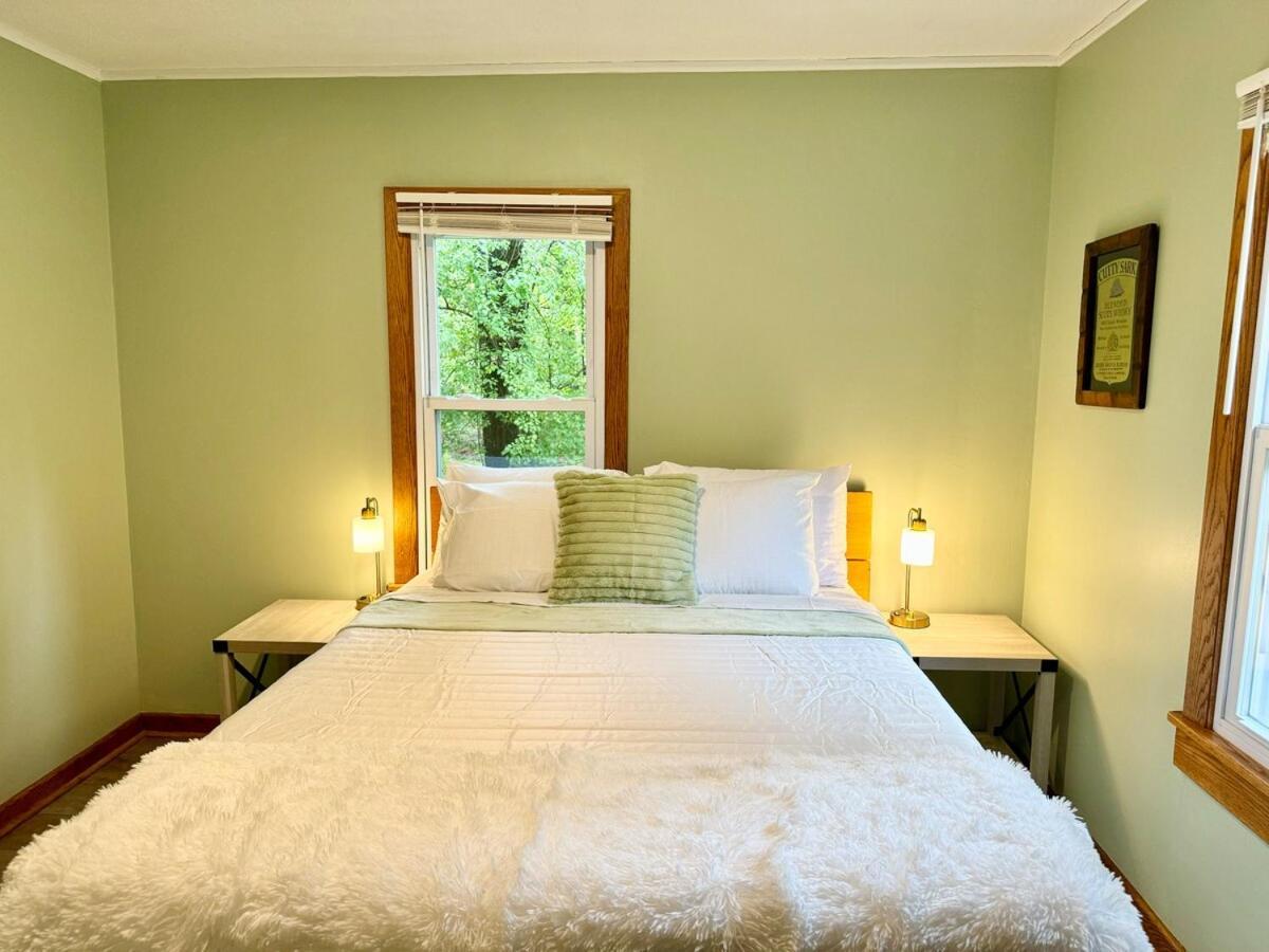 Cayuga Lake Cottage With Private Lake Access Washingtonville Luaran gambar